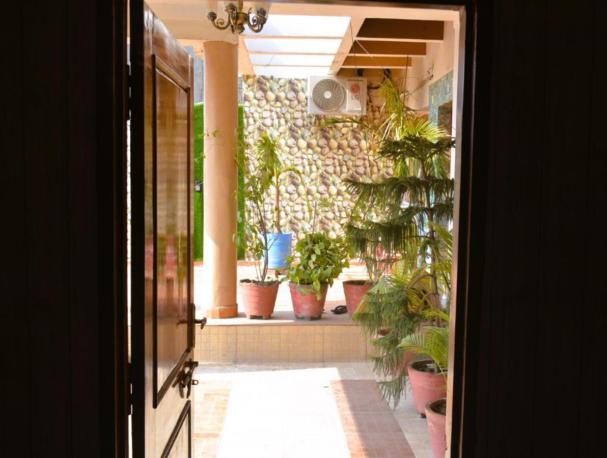 ג'אבלפור Malaiya Homestay - Grandeur Living Experience מראה חיצוני תמונה