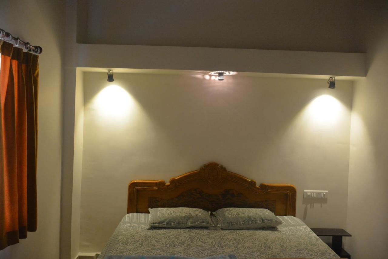 ג'אבלפור Malaiya Homestay - Grandeur Living Experience מראה חיצוני תמונה